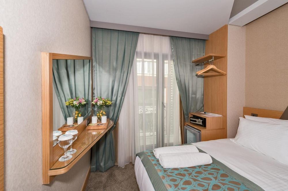 Hotel Genova Istanbul Old City Exterior foto